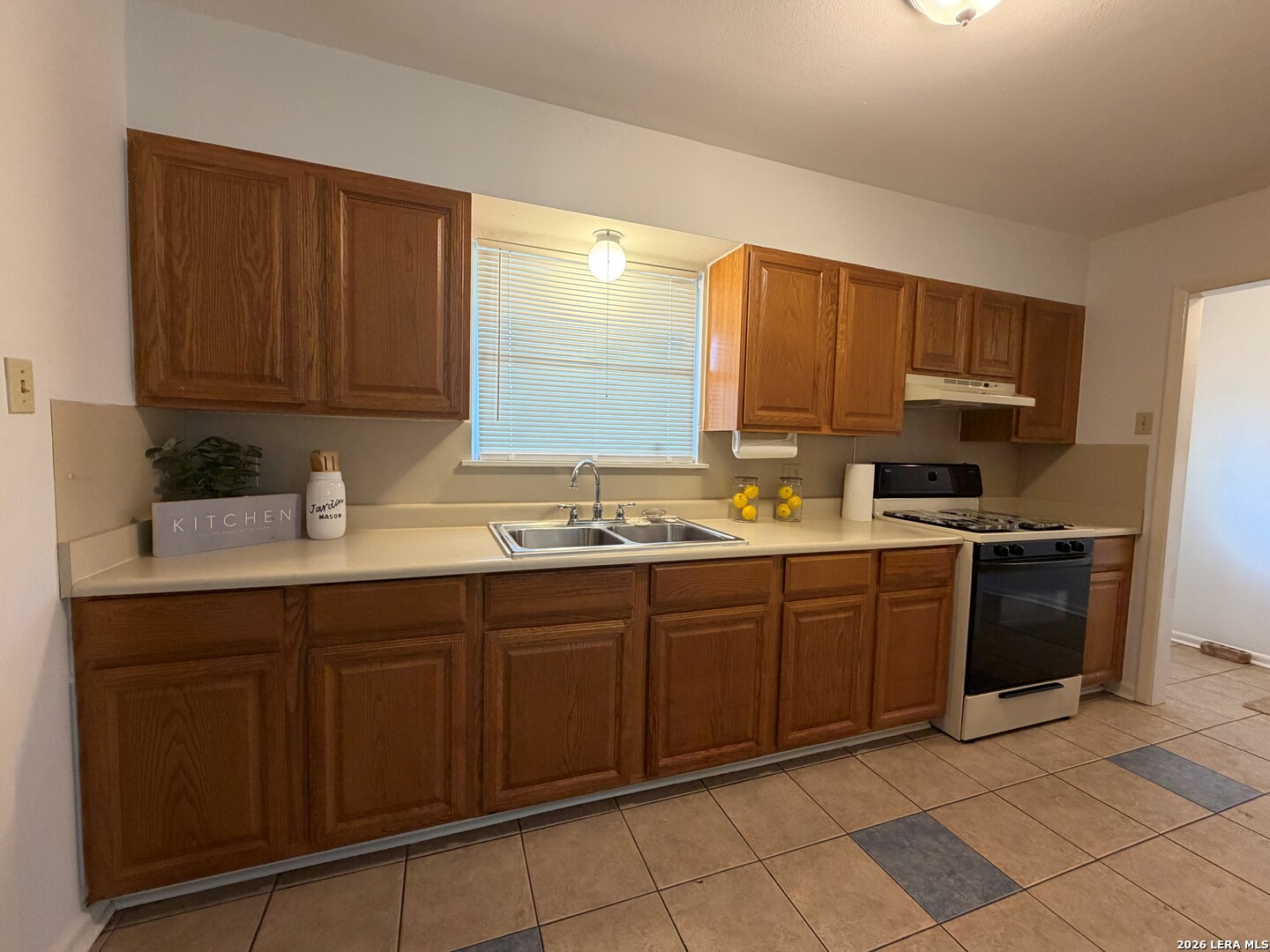 4302 Waikiki Dr